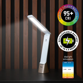 Daylight Smart Go lamp includes a battery level indicator for easy power checks.