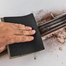 Dazefree 320 grit sandpaper reduces micro-scratches during polishing