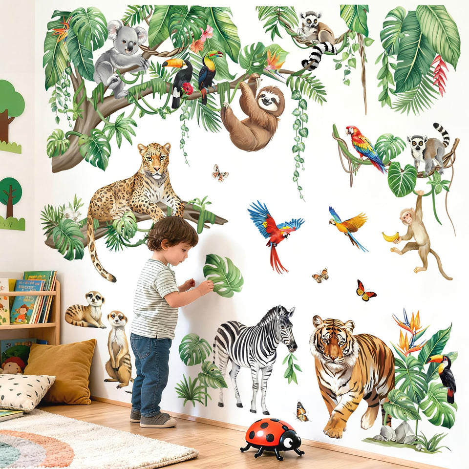 DecalMile XXL safari animals wall sticker image, jungle scene for a playful nursery, easy to apply on clean walls.