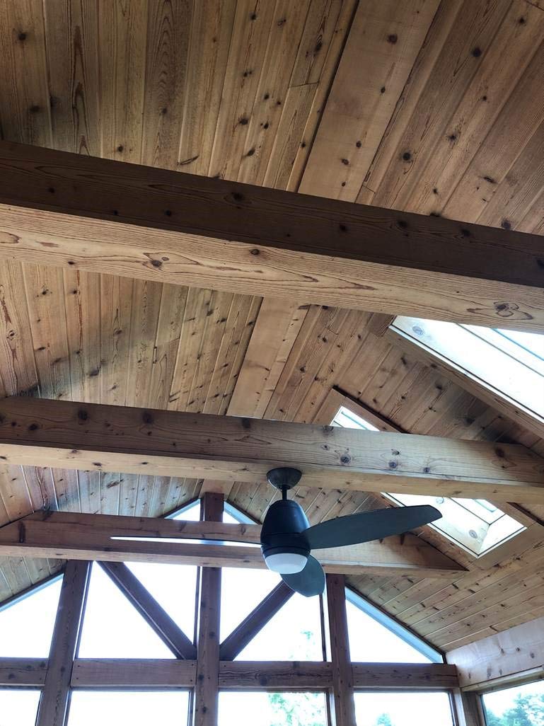 DEFY Extreme Crystal Clear moisture-resistance formula helps sustain wood integrity.
