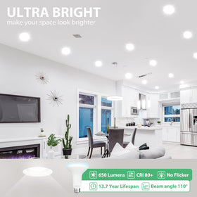 DEGNJU BR30 LED bulb 5000K daylight enhances color accuracy.