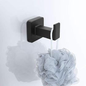 DEGULAS towel ring adds sleek appeal with rust-resistant finish.