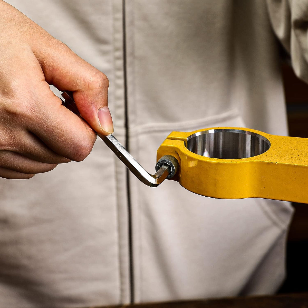 DEKOPRO box fasteners included for secure storage and fast organization