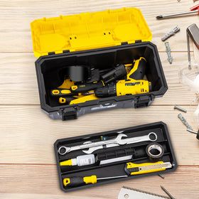 Deli tool box anti-slip handle offers a comfortable grip.