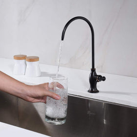 Delle Rosa single-handle control for precise RO filtration flow.
