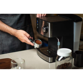 De'Longhi DLSC002 compatibility with ECAM and BCO lines supports espresso care.