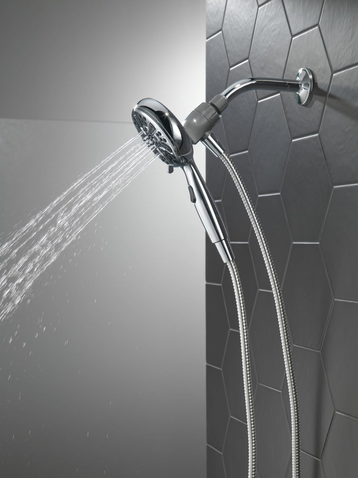 Delta 75609 detachable hose handheld enables flexible cleaning.