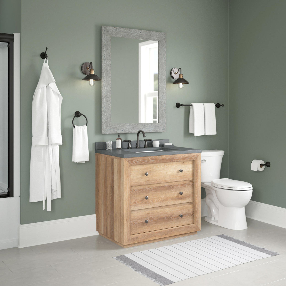 Delta Esato durable bath hardware closeup emphasizing long-lasting use