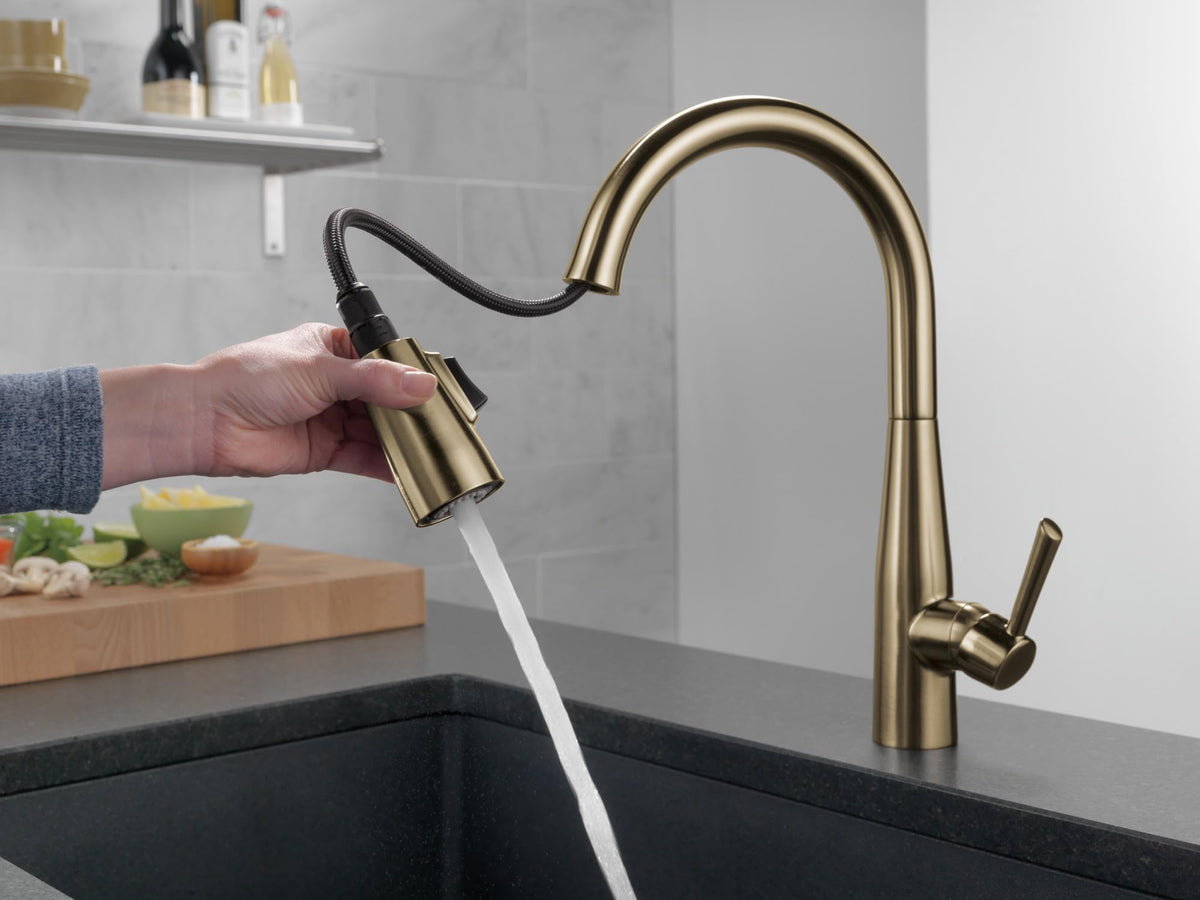 Delta Essa spray head docks precisely for a clean, drip-free finish after use.