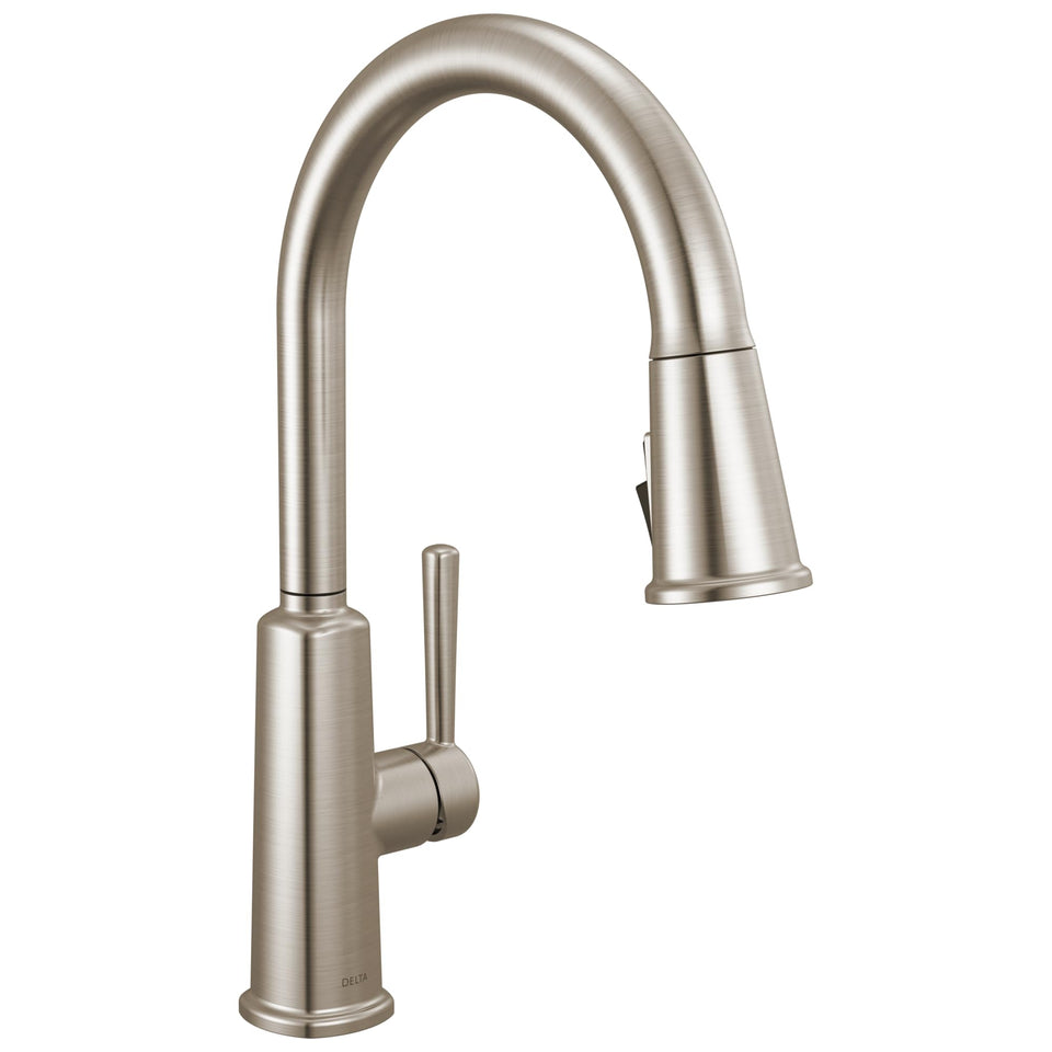 Delta Finnridge pull-down sprayer for versatile kitchen cleaning