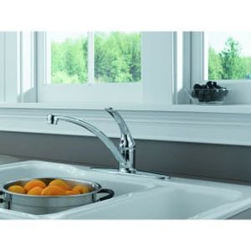 Delta Foundations single-handle operation offers quick control with smooth motion