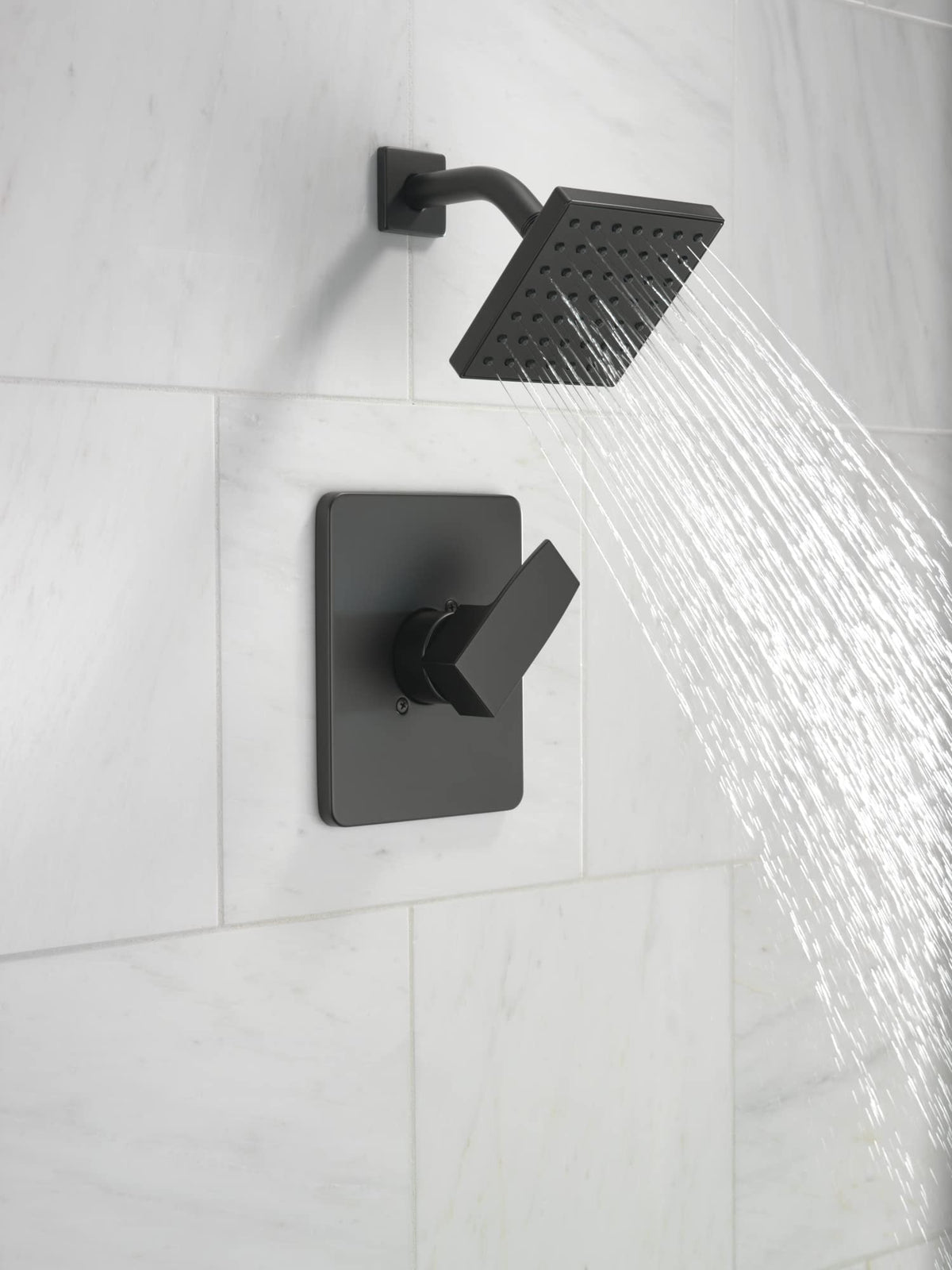 Delta Modern 14 Series matte black handle for precise control