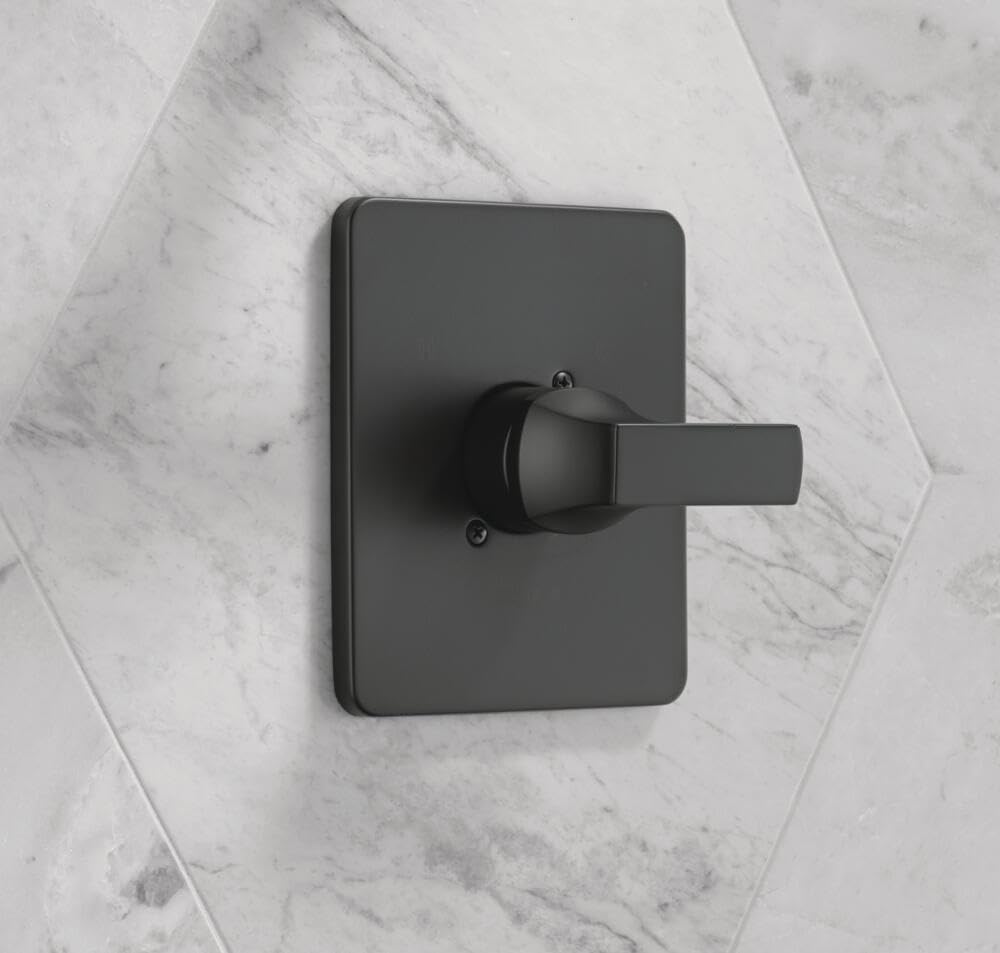 Delta Velum 14 Series matte black handle offering precise control.