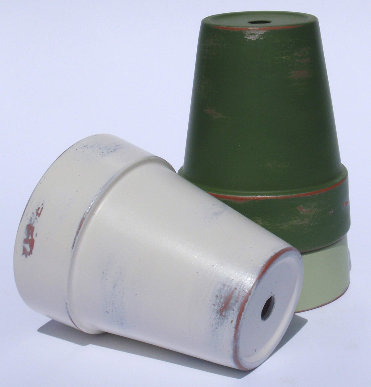 Design Master 676 Basil Colortool Spray nozzle in green, enabling smooth, satin-finish coverage.