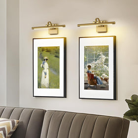 DESOOP high CRI 95+ art light renders true colors of paintings.
