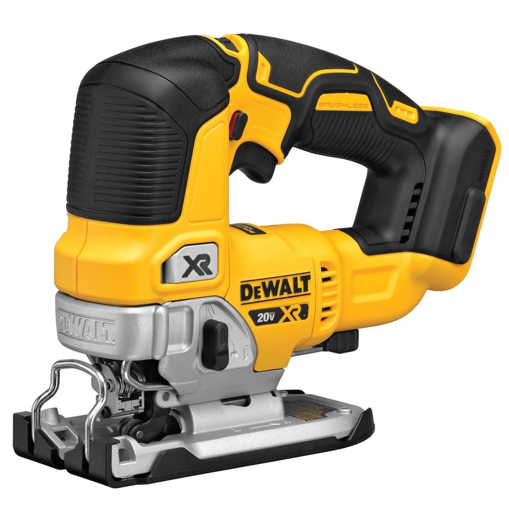 DEWALT contractor bag keeps tools organized after work.