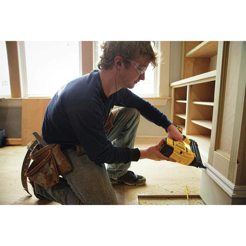 LED lights on DEWALT DCN680D1 illuminate the workspace and indicate status