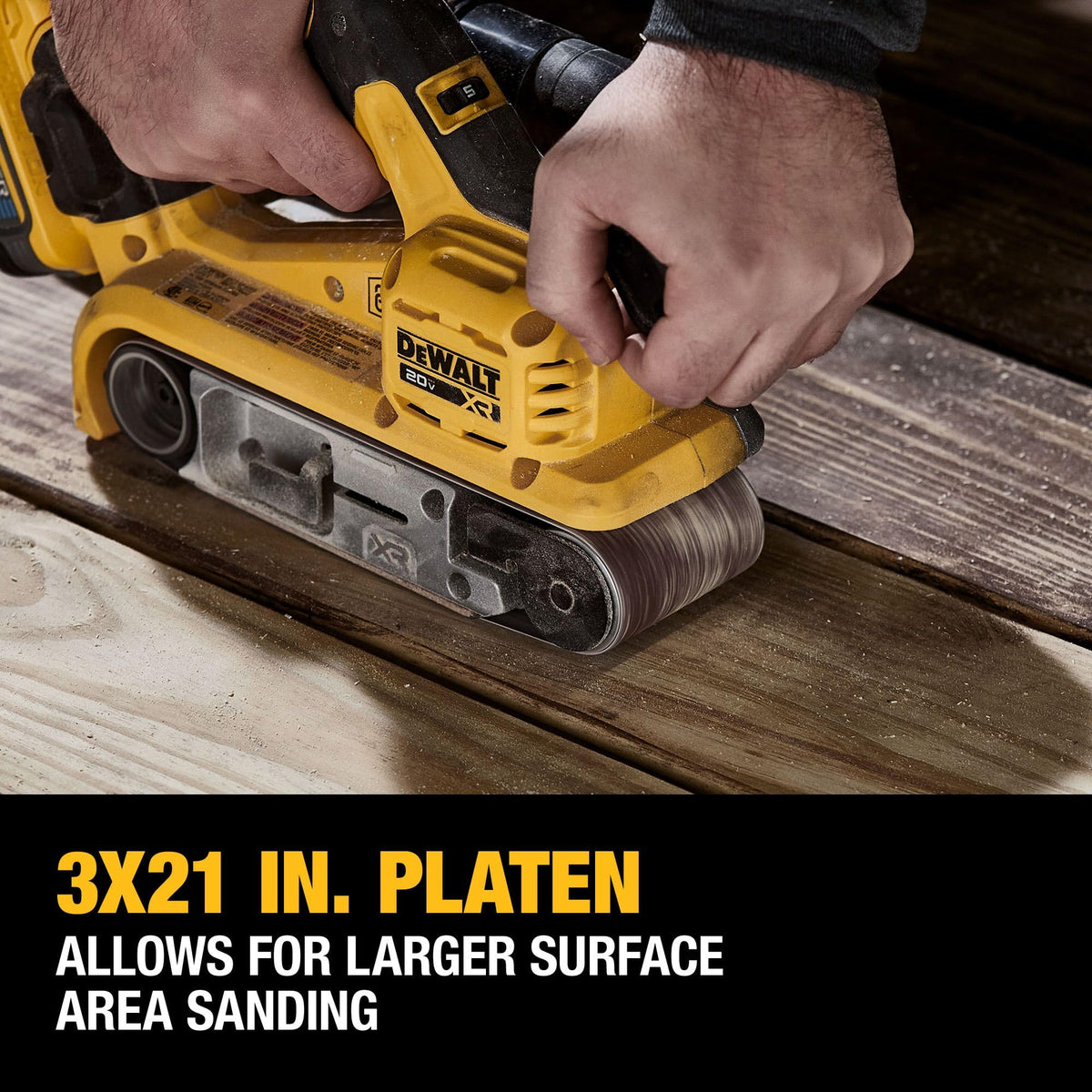 Sanding belt quick-release mechanism enabling fast belt changes
