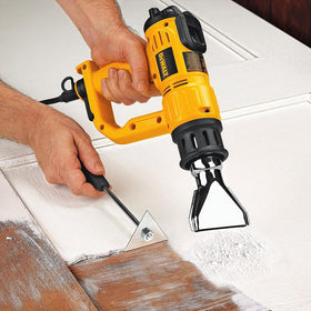 DEWALT ergonomic grip enhances comfort during extended use