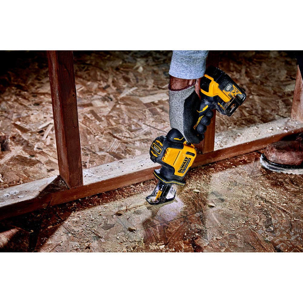 DEWALT ATOMIC 20V MAX reciprocating saw belt-hook attachment for easy carry
