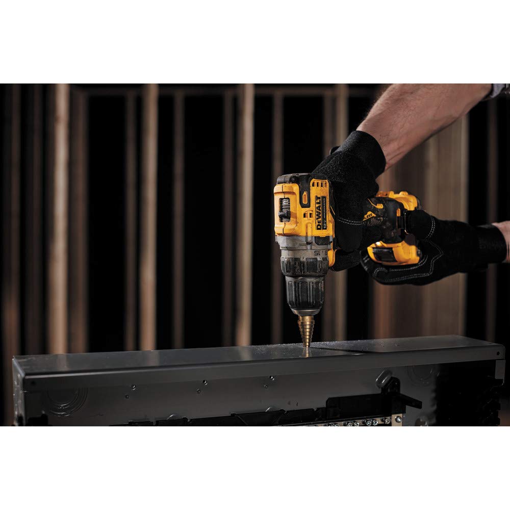 DCD701B 3/8-inch ratcheting chuck supports varied bits for flexible projects.