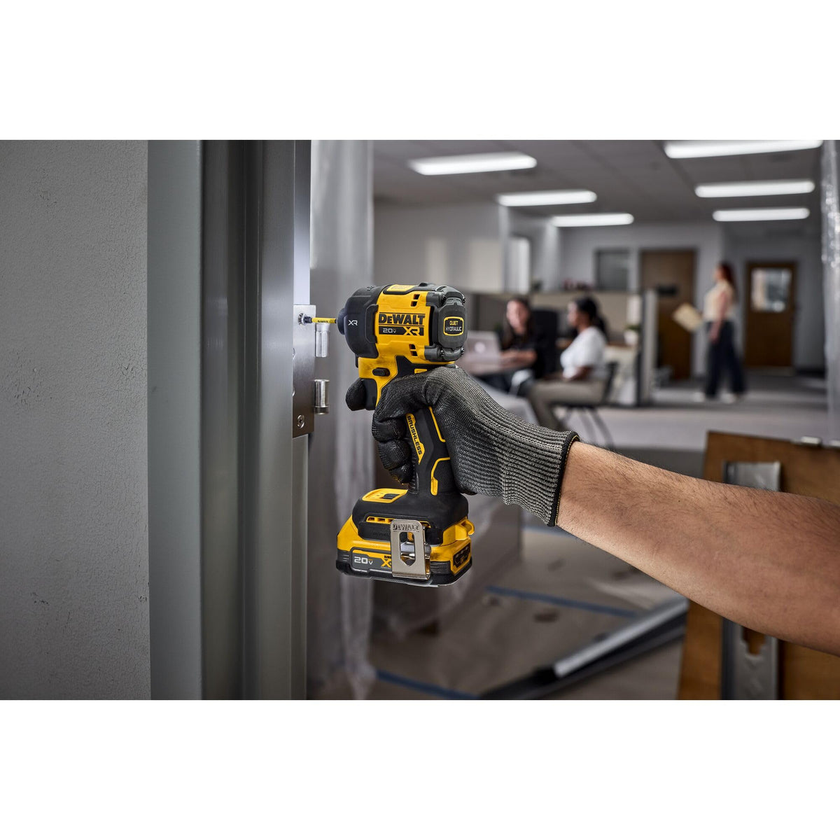 DEWALT DCF870B nine-LED lighting provides a brighter work area when needed