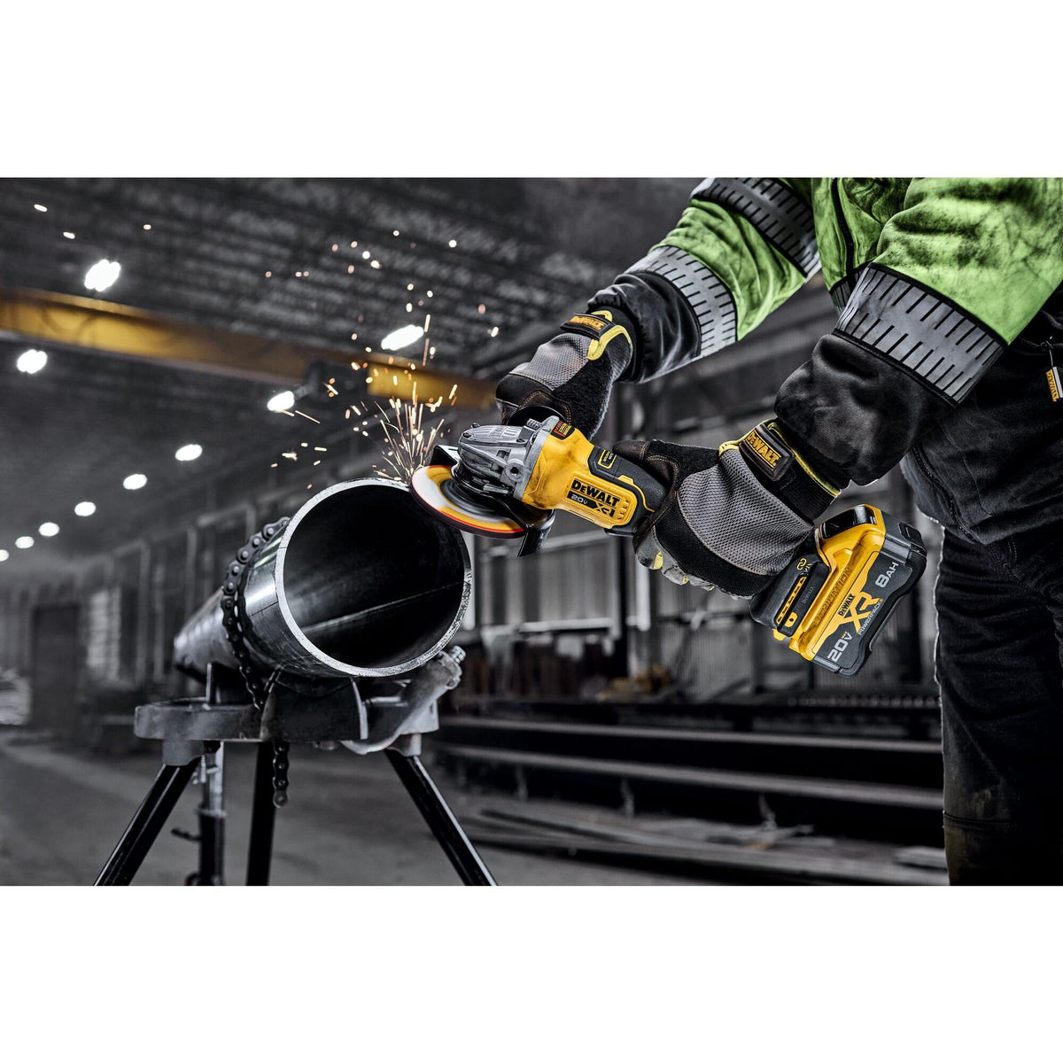 DEWALT DCG410VSB TOOL CONNECT compatibility helps track assets.