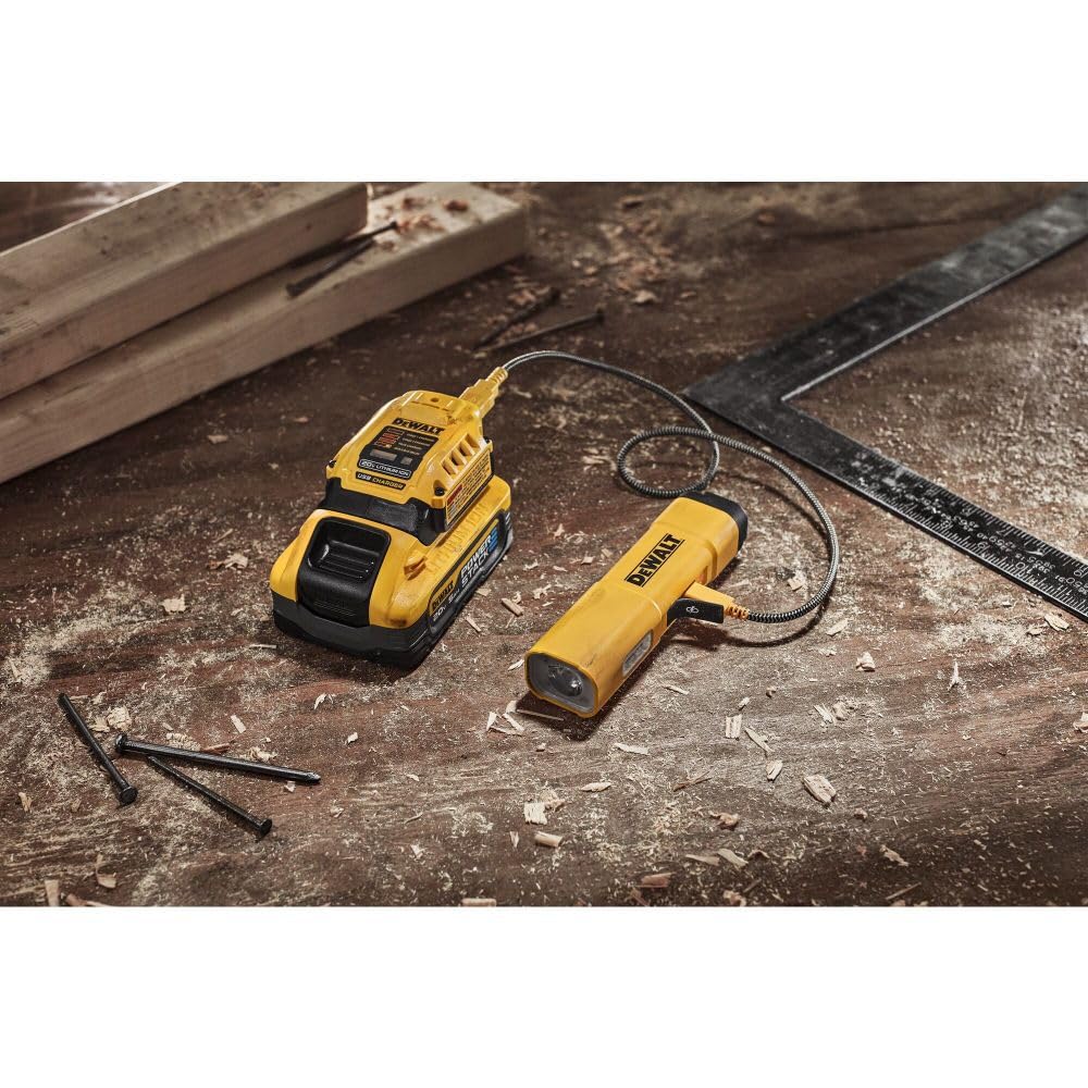 DEWALT DCL183 fast charging in 75 minutes with a 5V/3A supply.