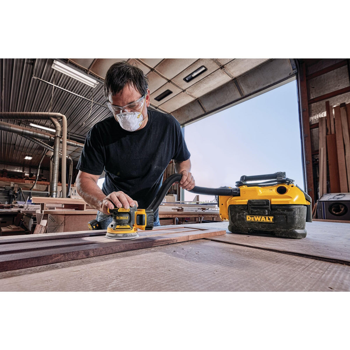 DEWALT DCW210B dust port ready for direct vacuum connections
