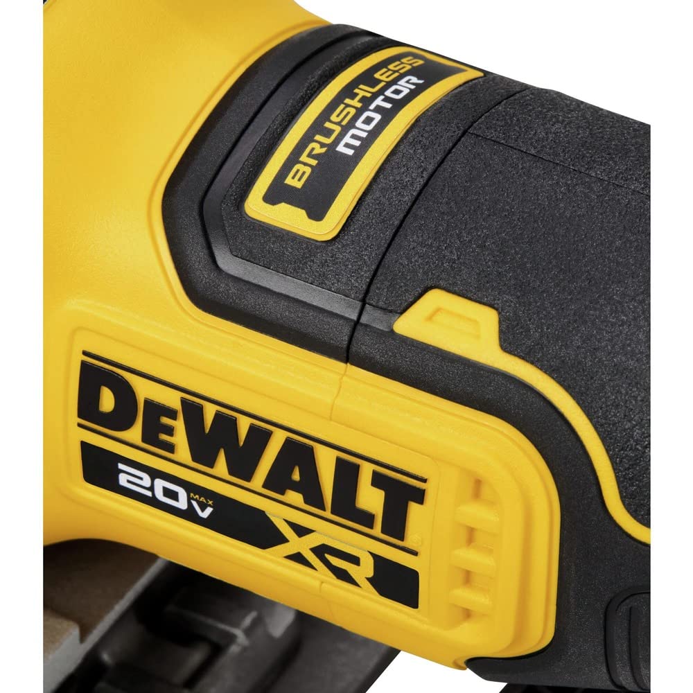 DEWALT DCW682B integral fence supports 0–90° bevels