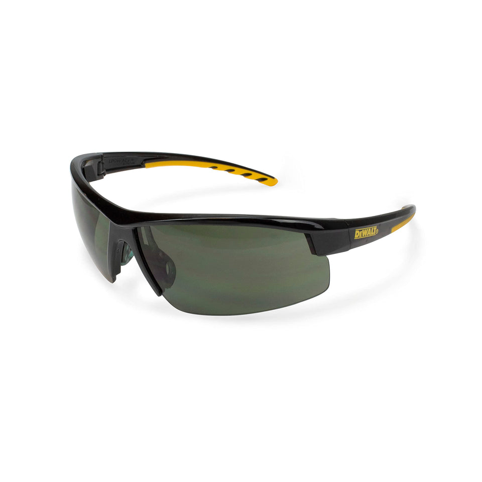 DEWALT DPG99 polarized safety glasses front view reduce glare for outdoor job sites