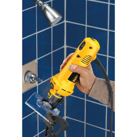Bump-off switch on the DEWALT DW660 for quick shutdown