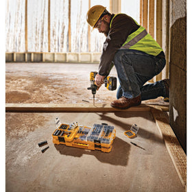 DEWALT DWA2NGFT40IR Clear lid shows contents at a glance for quick picking.