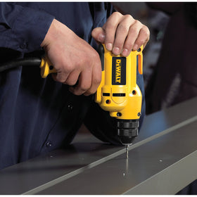 DEWALT DWD115K chuck provides secure bit retention for steady drilling.