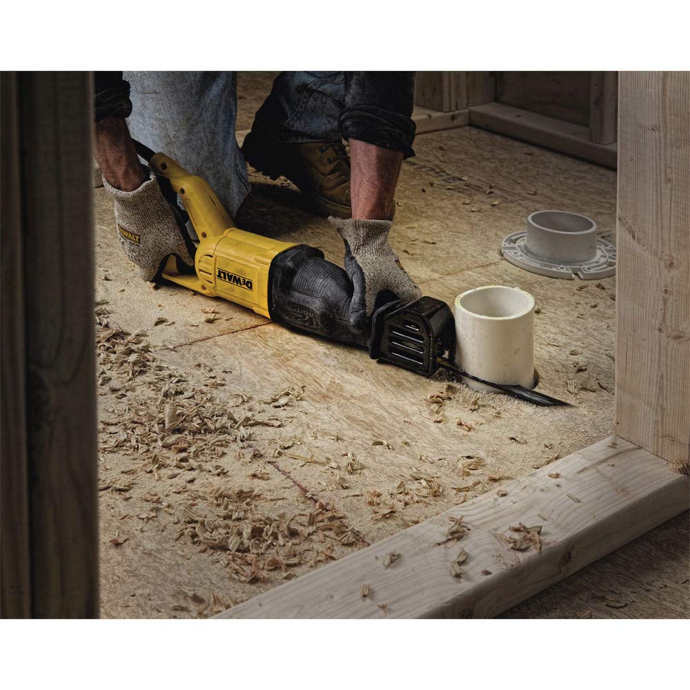 DEWALT DWE305 motor label close-up emphasizing 12-amp power.