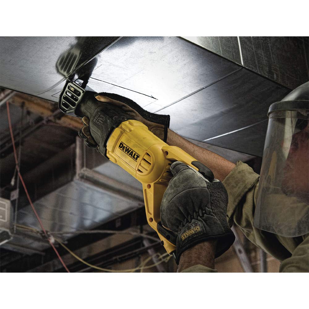 DEWALT DWE305 ergonomic handle designed for comfortable extended use.