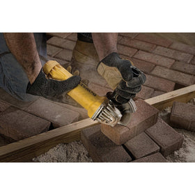 DEWALT DWE402 Ergonomic grip design improves comfort during long use