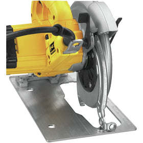 DEWALT DWE575 ToughCord resists cord pullouts during heavy use.