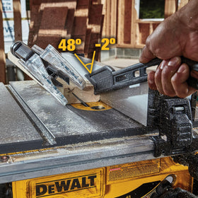 Power-loss reset on the DEWALT DWE7485 prevents restarts after brief power loss.