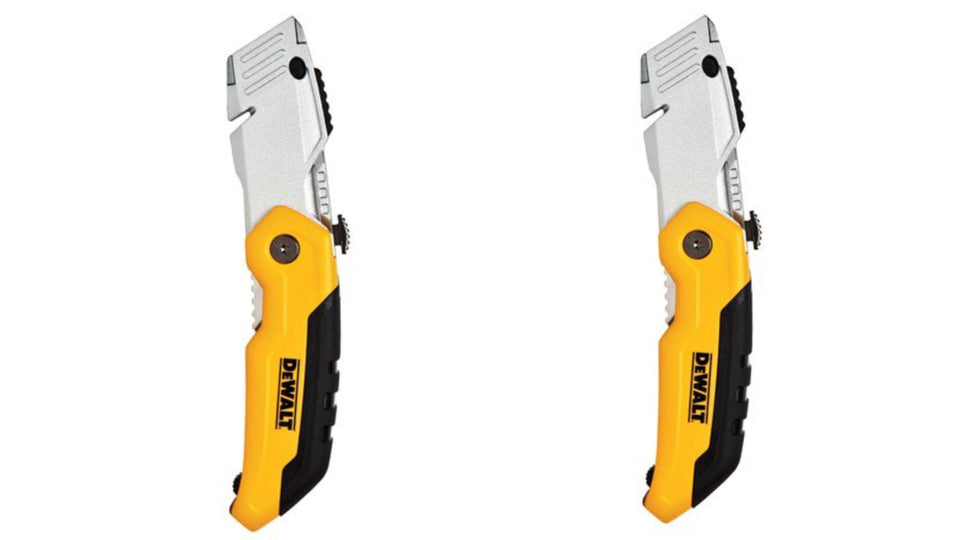 DEWALT DWHT10035L folding retractable knife closed, compact grip for one-handed operation