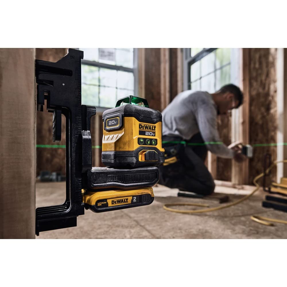 DEWALT indoor range up to 40 meters for precise interior layouts