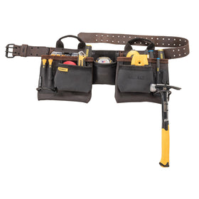 DEWALT leather tool belt on site illustrating organized storage.