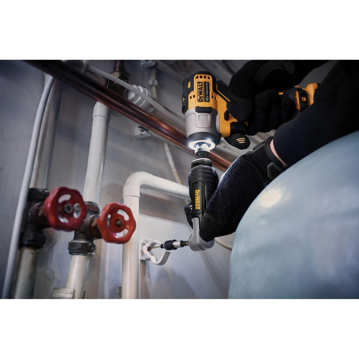 DEWALT vibration-reducing handle design enhances comfort during extended use