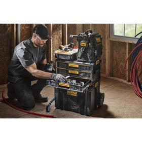 DEWALT TOUGHSYSTEM 2.0 compact capacity illustration per drawer.