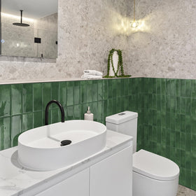DEWOO 3D epoxy surface backsplash with tile-like texture