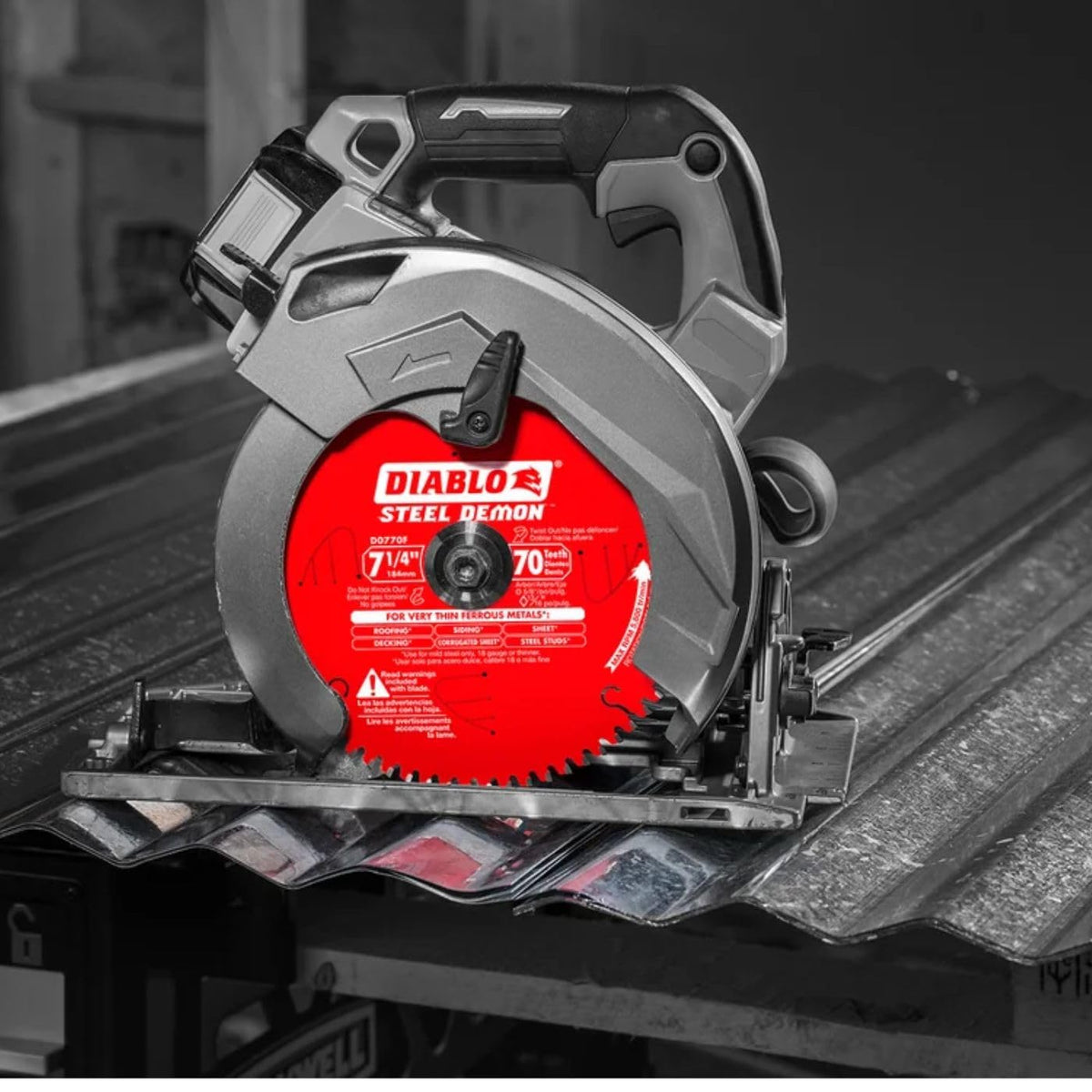 Diablo D0770F laser-cut kerf detail for smooth, controlled feed
