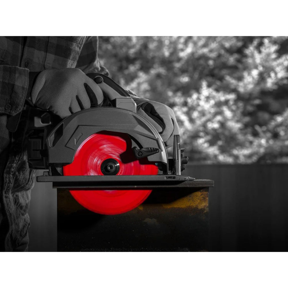 Diablo Steel Demon Cermet II 7-1/4 inch blade ready for metals and stainless steel use