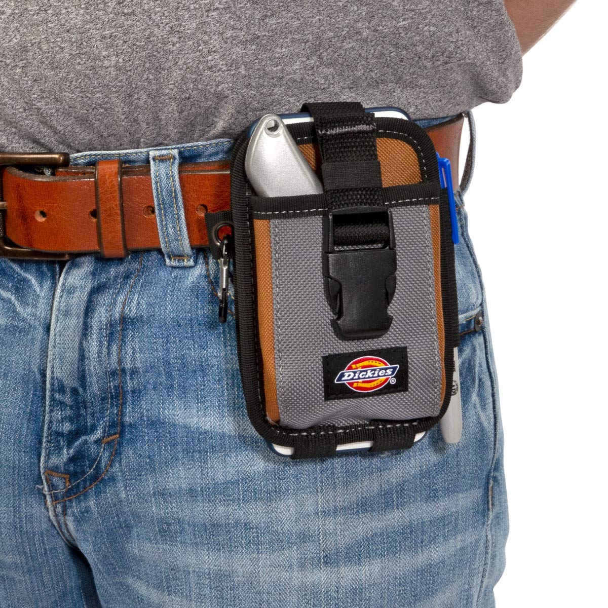 Dickies 2-Compartment Phone Pouch universal belt clip for versatile attachment.