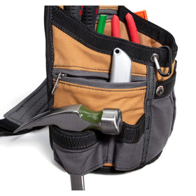 Dickies exterior pockets provide fast access to essential tools during tasks.