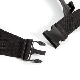 Dickies belt features a zippered pocket to secure valuables while working.